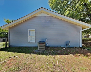 1672 Johnston Trail Nw - Photo Thumbnail 16