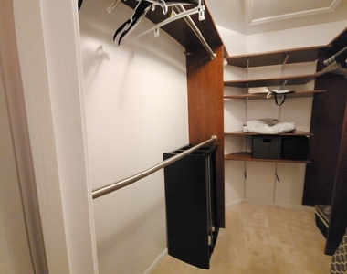 225 Willow Parkway - Photo Thumbnail 12