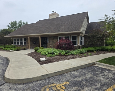 225 Willow Parkway - Photo Thumbnail 38