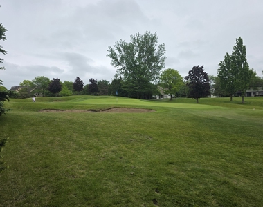 225 Willow Parkway - Photo Thumbnail 30