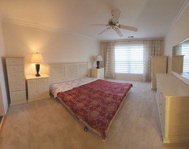 225 Willow Parkway - Photo Thumbnail 11