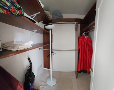225 Willow Parkway - Photo Thumbnail 19