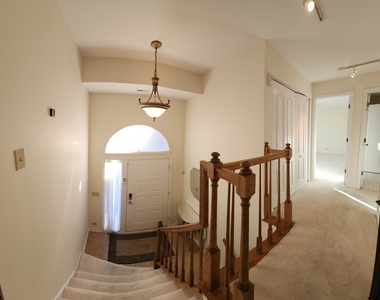 225 Willow Parkway - Photo Thumbnail 2