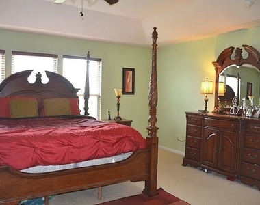 346 Osage Drive - Photo Thumbnail 7