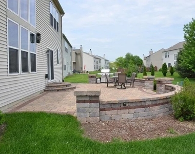 346 Osage Drive - Photo Thumbnail 16