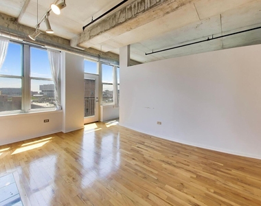6 S Laflin Street - Photo Thumbnail 4