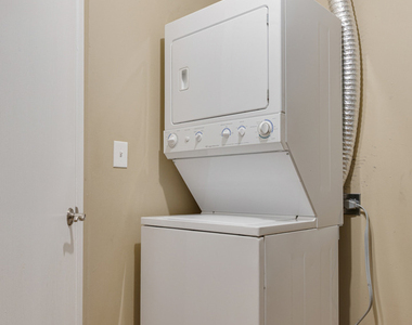 96 Gant Circle - Photo Thumbnail 14