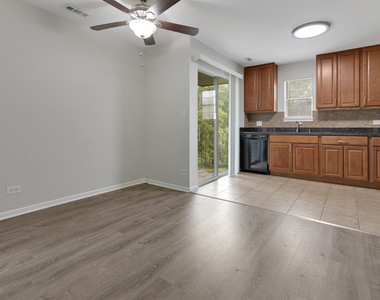 96 Gant Circle - Photo Thumbnail 4
