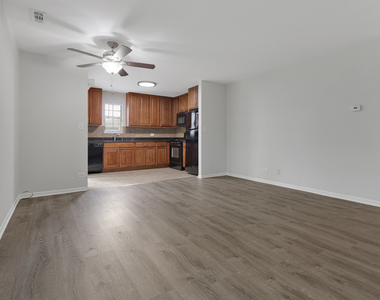 96 Gant Circle - Photo Thumbnail 3