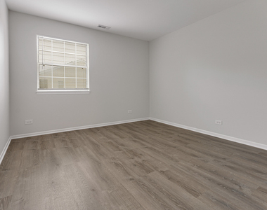 96 Gant Circle - Photo Thumbnail 12
