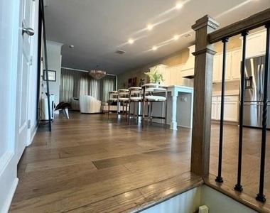 1915 Skyfall Circle Ne - Photo Thumbnail 8
