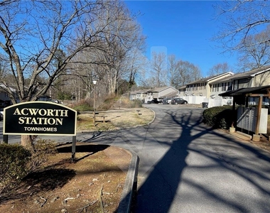 4267 Grogan Street Nw - Photo Thumbnail 30