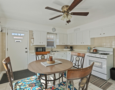 9520 Major Avenue - Photo Thumbnail 10