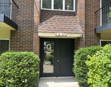 5s070 Pebblewood Lane - Photo Thumbnail 2