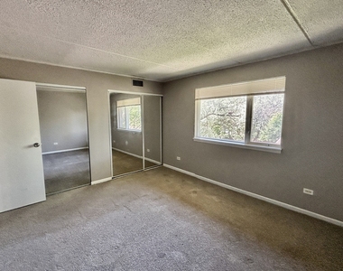 5s070 Pebblewood Lane - Photo Thumbnail 9