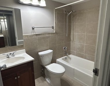 5s070 Pebblewood Lane - Photo Thumbnail 11