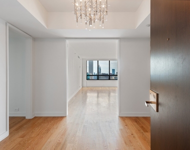 180 E Pearson Street - Photo Thumbnail 1