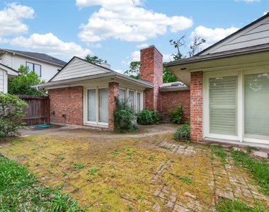 5643 Piping Rock Lane - Photo Thumbnail 49