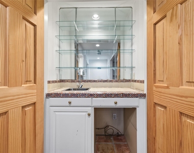 5643 Piping Rock Lane - Photo Thumbnail 28
