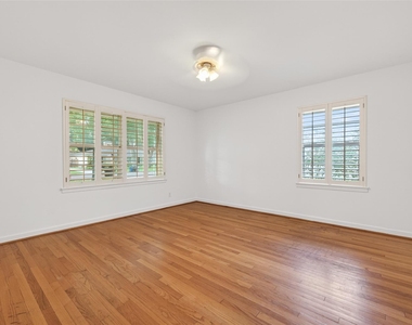 5643 Piping Rock Lane - Photo Thumbnail 31