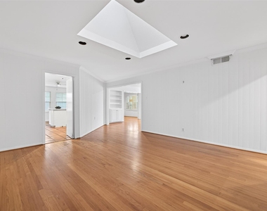 5643 Piping Rock Lane - Photo Thumbnail 15