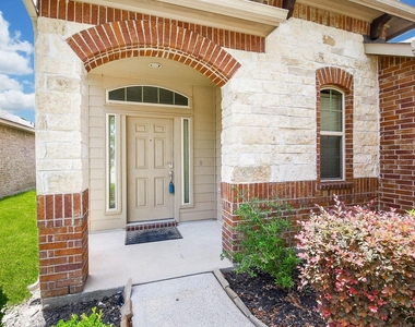 2106 Harmon Crest Court - Photo Thumbnail 1