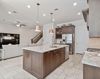 19 Silver Rock Drive - Photo Thumbnail 7