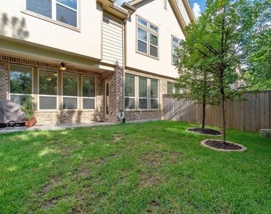 19 Silver Rock Drive - Photo Thumbnail 13