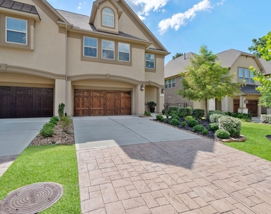 19 Silver Rock Drive - Photo Thumbnail 1