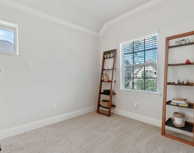 19 Silver Rock Drive - Photo Thumbnail 17