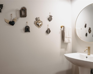 5233 Hillman Street - Photo Thumbnail 8