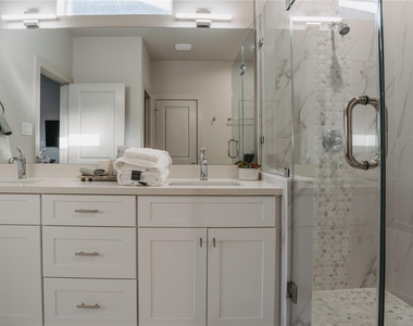 5233 Hillman Street - Photo Thumbnail 21