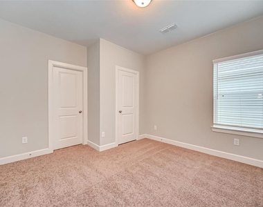 10738 Bridgeport Path Court - Photo Thumbnail 21