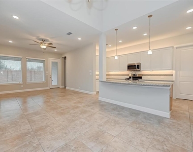 10738 Bridgeport Path Court - Photo Thumbnail 6
