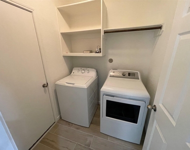 4118 Guild Meadows Drive - Photo Thumbnail 8