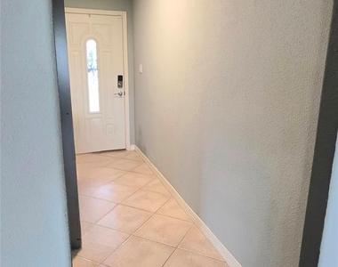 13882 Foxford Way - Photo Thumbnail 4
