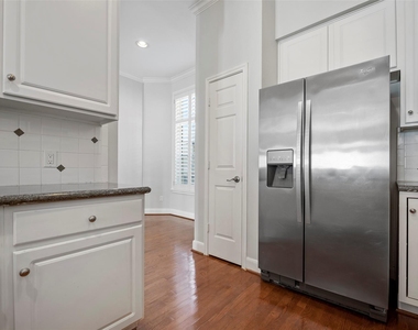 5106 Fairmont Street - Photo Thumbnail 8