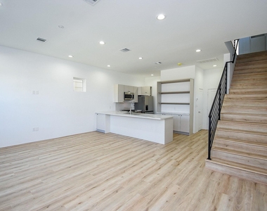 15000 S Richmond Avenue - Photo Thumbnail 4