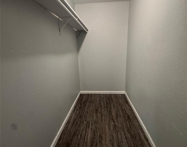 3802 Dabney Street - Photo Thumbnail 2