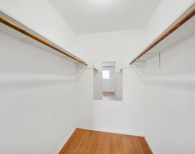 1223 Bramblebury Drive - Photo Thumbnail 22