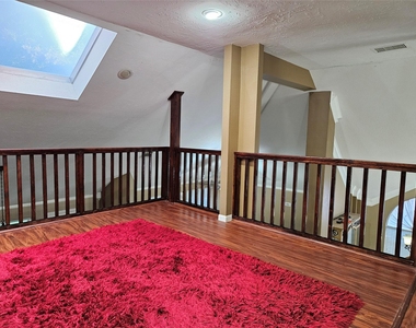 8807 Vista Springs Drive - Photo Thumbnail 13