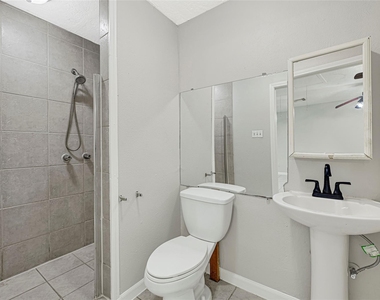8619 Arranmore Lane - Photo Thumbnail 29