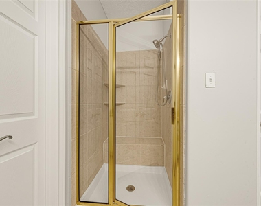 8619 Arranmore Lane - Photo Thumbnail 16