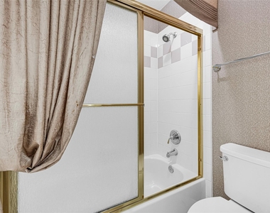 8619 Arranmore Lane - Photo Thumbnail 23