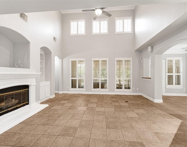 8619 Arranmore Lane - Photo Thumbnail 3