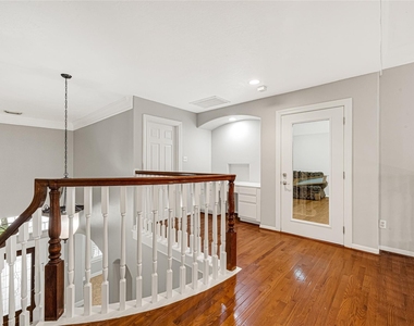 8619 Arranmore Lane - Photo Thumbnail 18