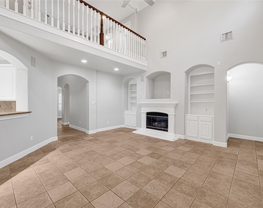 8619 Arranmore Lane - Photo Thumbnail 5