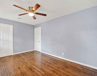 11226 Huggins Drive - Photo Thumbnail 24