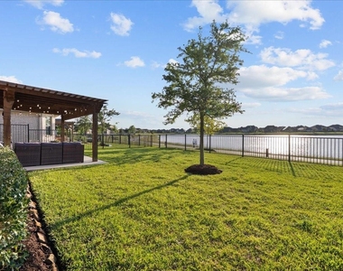 2609 Arbor Edge Crossing - Photo Thumbnail 33