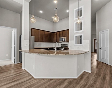 2609 Arbor Edge Crossing - Photo Thumbnail 7